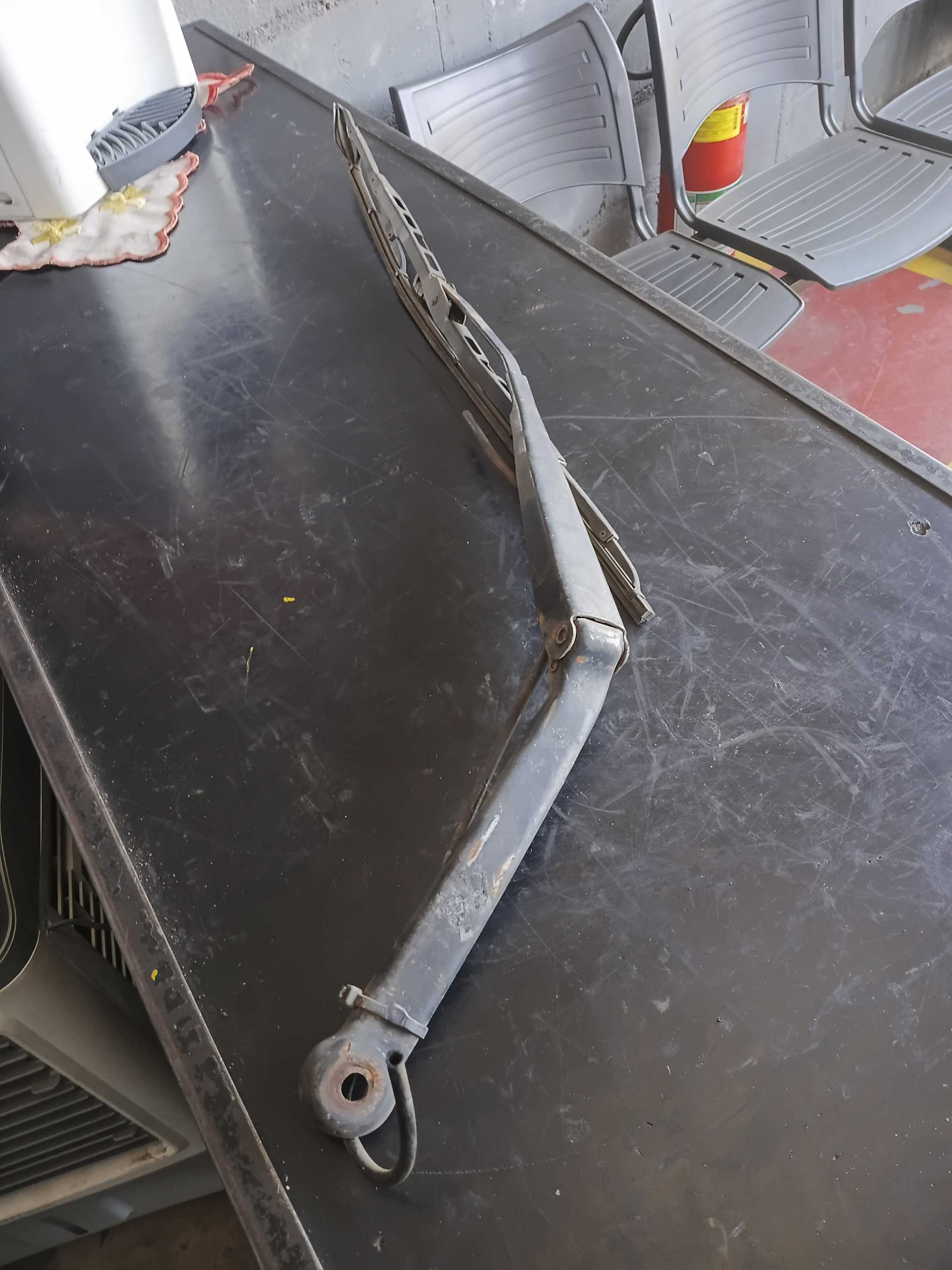 BRAÇO LIMPADOR PARABRISA ORIGINAL SCANIA S4 S5 – 1864620