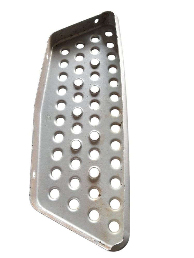 PISANTE DO ESTRIBO INFERIOR ORIGINAL MAN TGX – 2V5821688