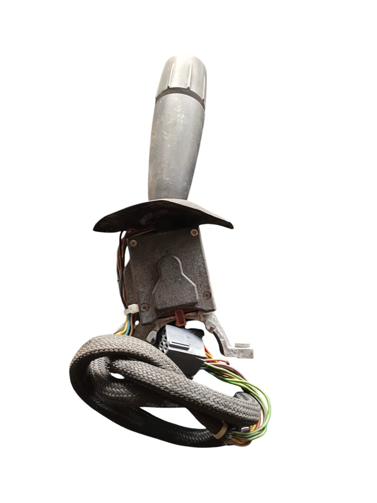 CHAVE DE SETA E LIMPADOR PARABRISA ORIGINAL DAF CF – 1892960 2