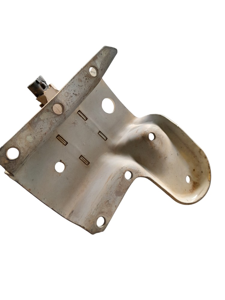 Suporte Trava Traseira Ld Cabine Original Volvo Fh- 20793310 4