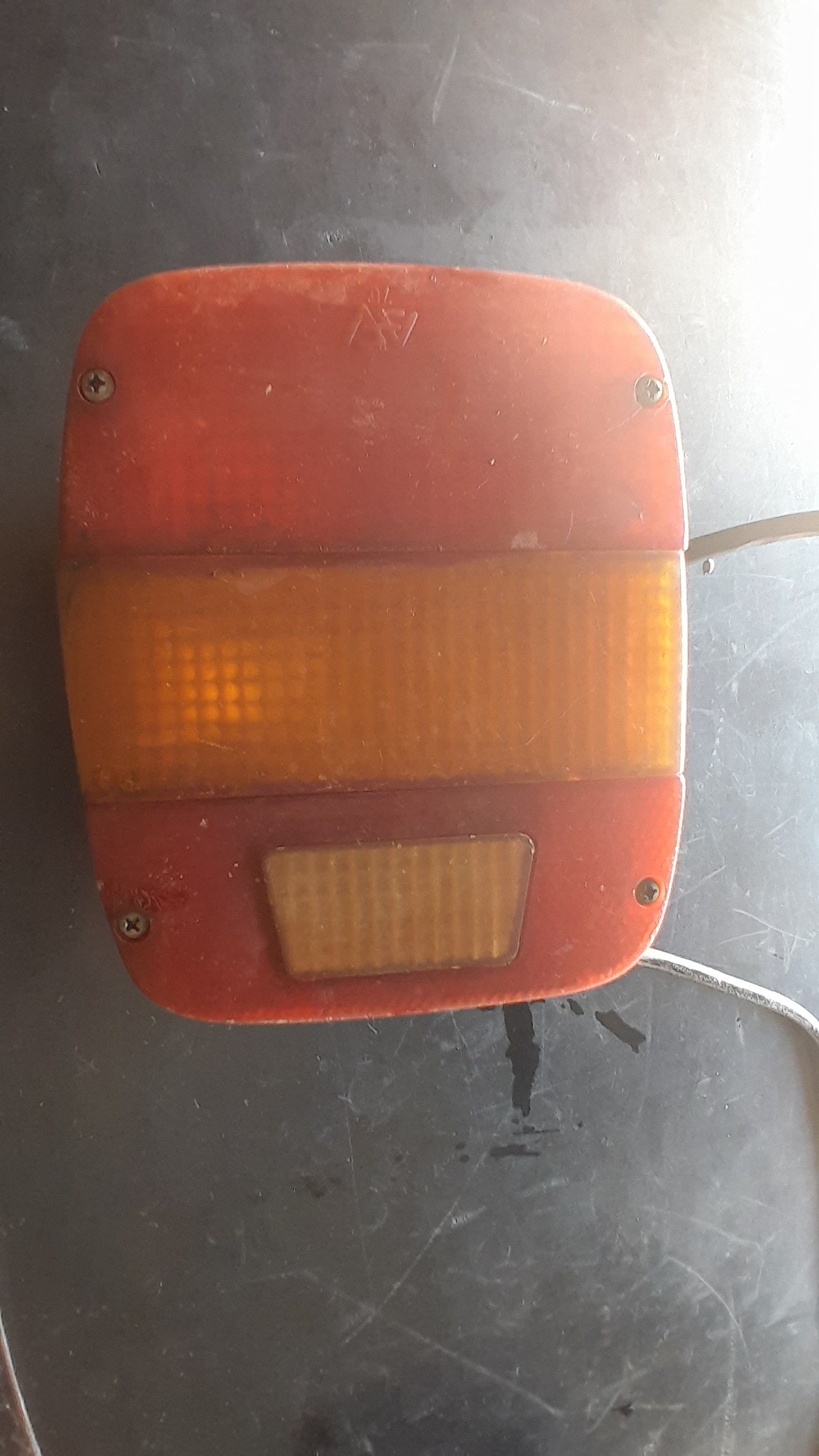 PAR LANTERNA TRASEIRA VW CONSTELLATION  – T12945096 3