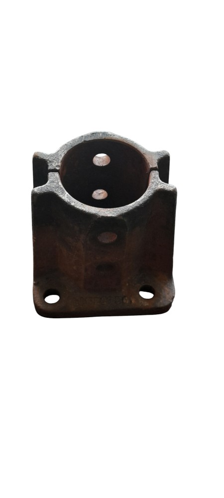 Suporte Do Estribo Original International 9800 – 1655085c1 2