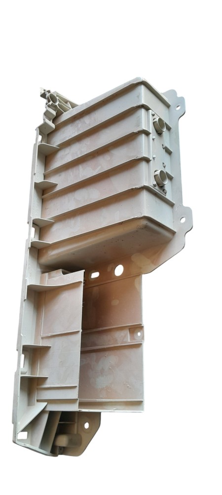 ACABAMENTO DA CABINE ORIGINAL VOLVO FH NEW – 82868142