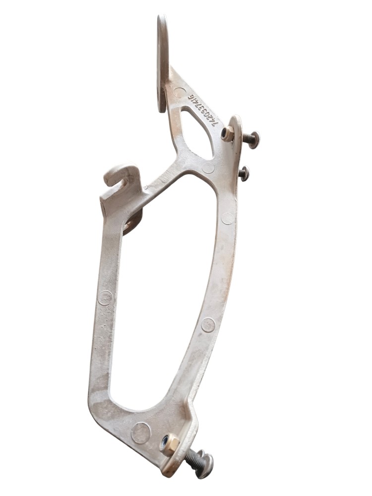 SUPORTE QUEBRA SOL EXTERNO ORIGINAL VOLVO VM – 7520937416 2