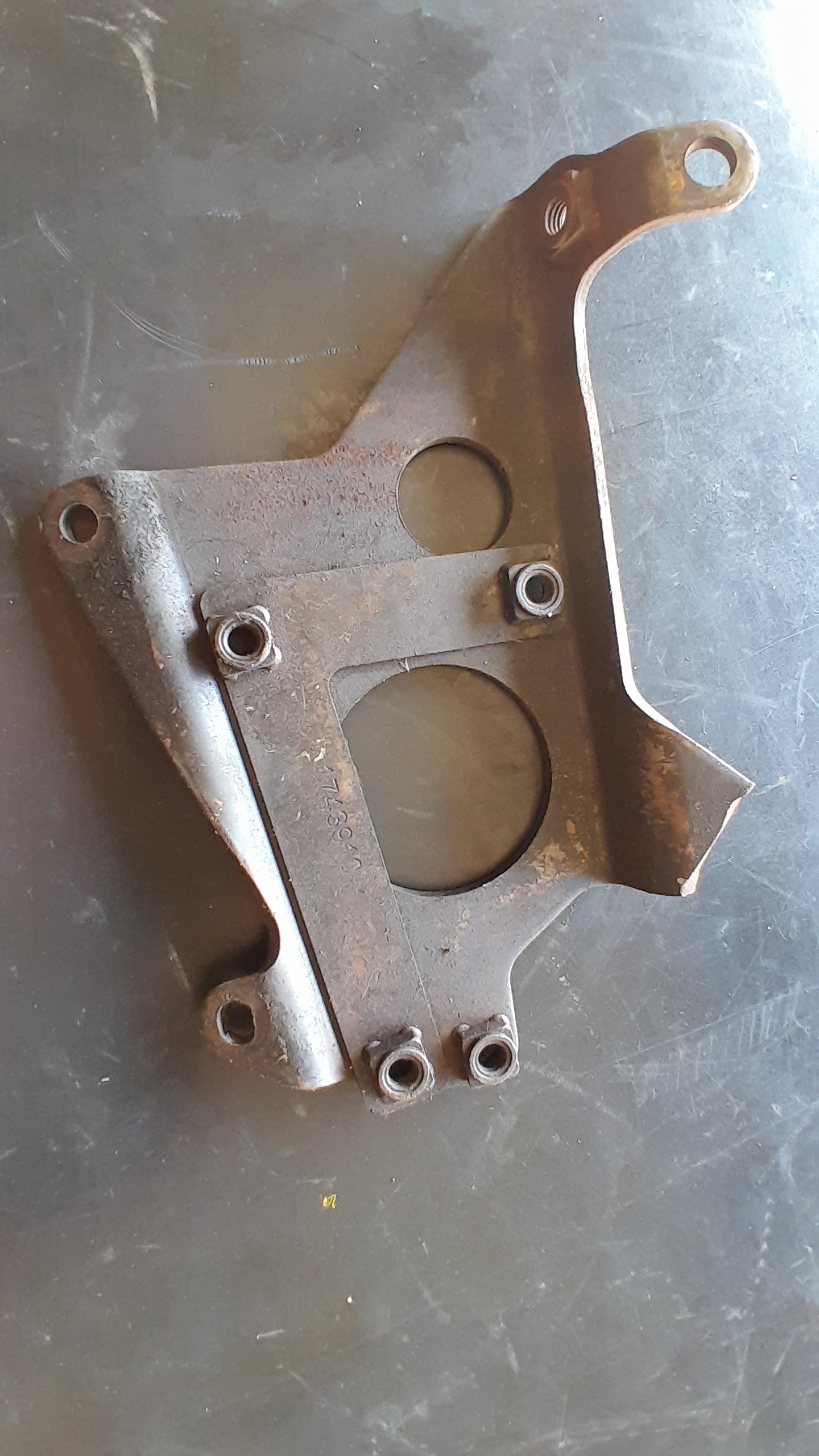 SUPORTE FILTRO DO DIESEL ORIGINAL SCANIA PGR – 1743910 3