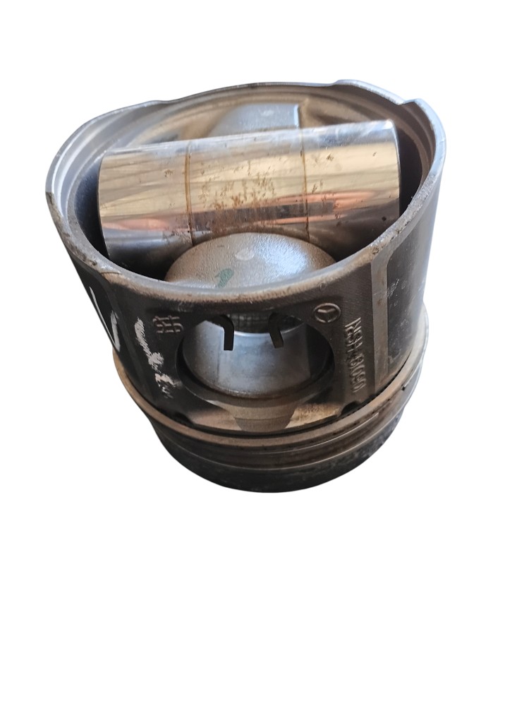 PISTÃO DO MOTOR ORIGINAL MERCEDES BENZ OM906 – 102046 3