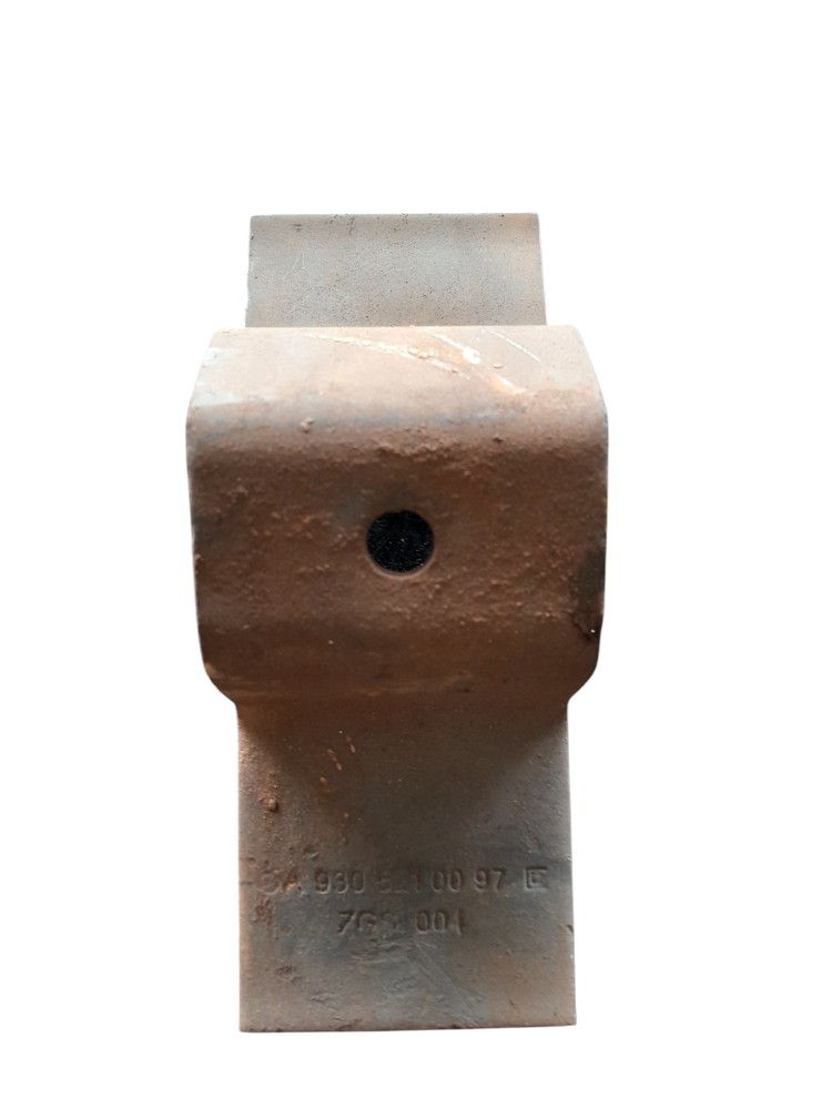 Suporte Externo Paralama Dianteiro Mercedes – A930521097 2