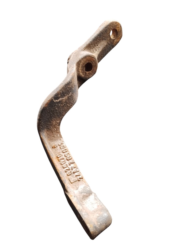SUPORTE DO CABEÇOTE ORIGINAL MERCEDES OM906 – 9060181540