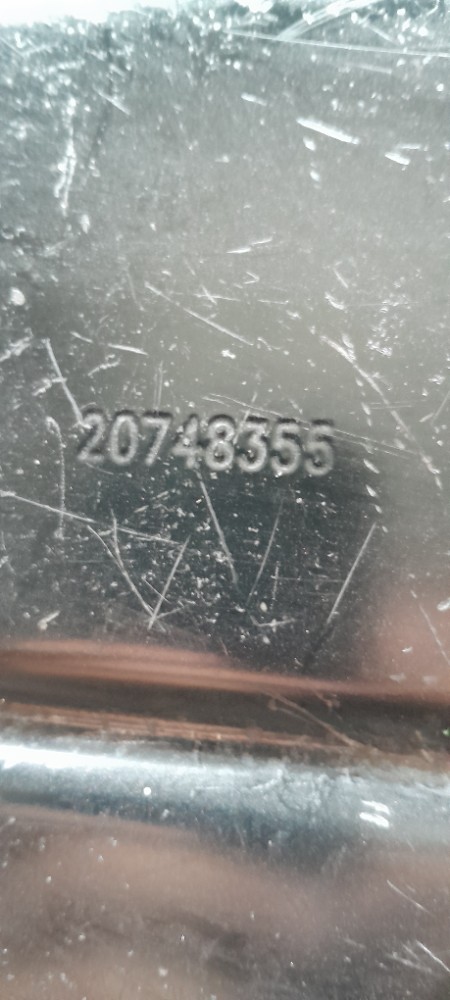 Suporte Grade Frontal Le Original Volvo Vm – 20748355 4