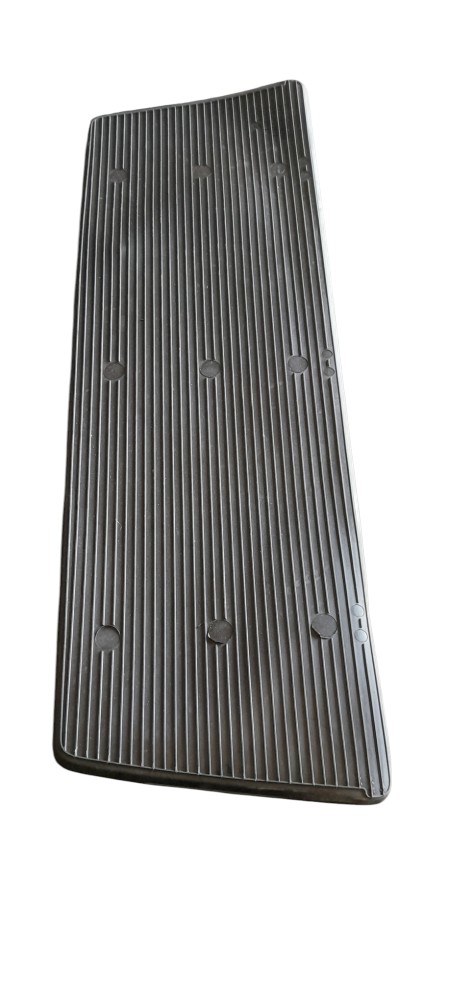TAPETE DO PAINEL ORIGINAL MAN TGX – 81637150039 2