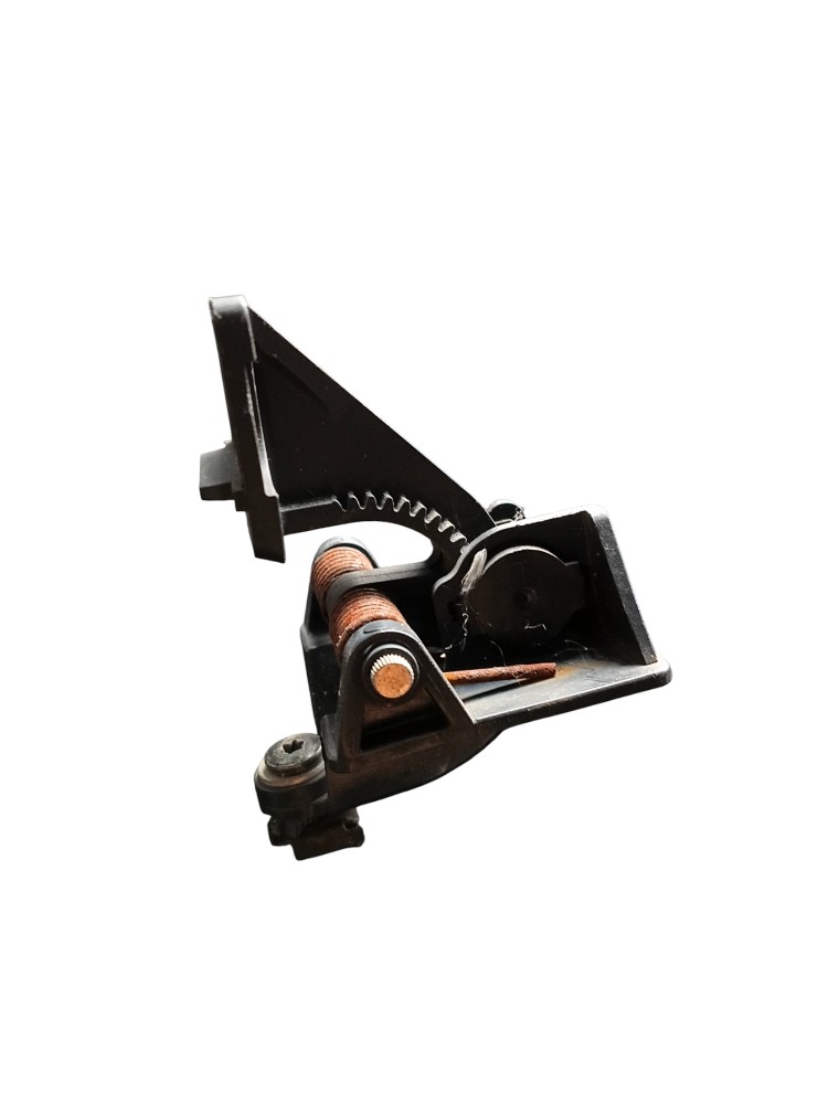 DOBRADIÇA DO PORTA LUVAS ORIGINAL SCANIA S5 PGR – 1881134