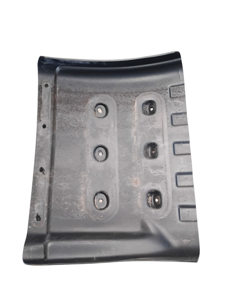MEIO PARALAMA TRASEIRO LE SCANIA S4 – 1357599