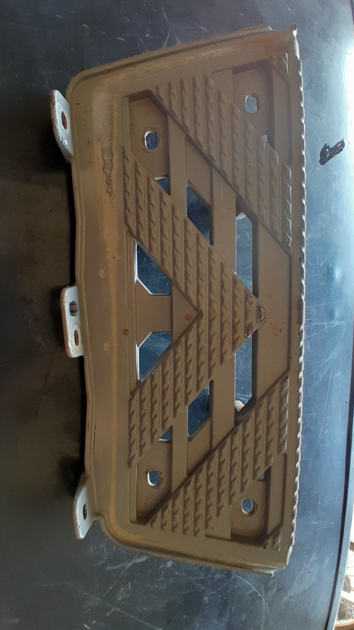 PISANTE ESTRIBO SUPERIOR LE ORIGINAL MERCEDES – A9606603528 4