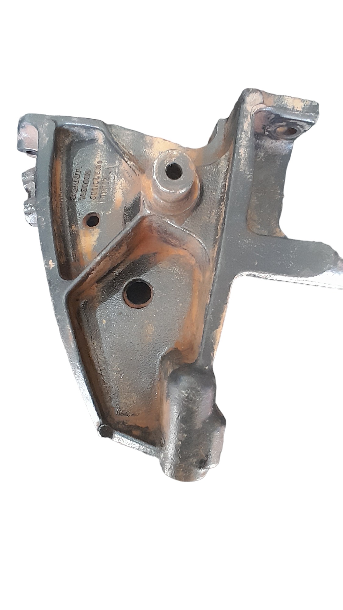 Suporte Alma Parachoque Direito Scania  1431602 3