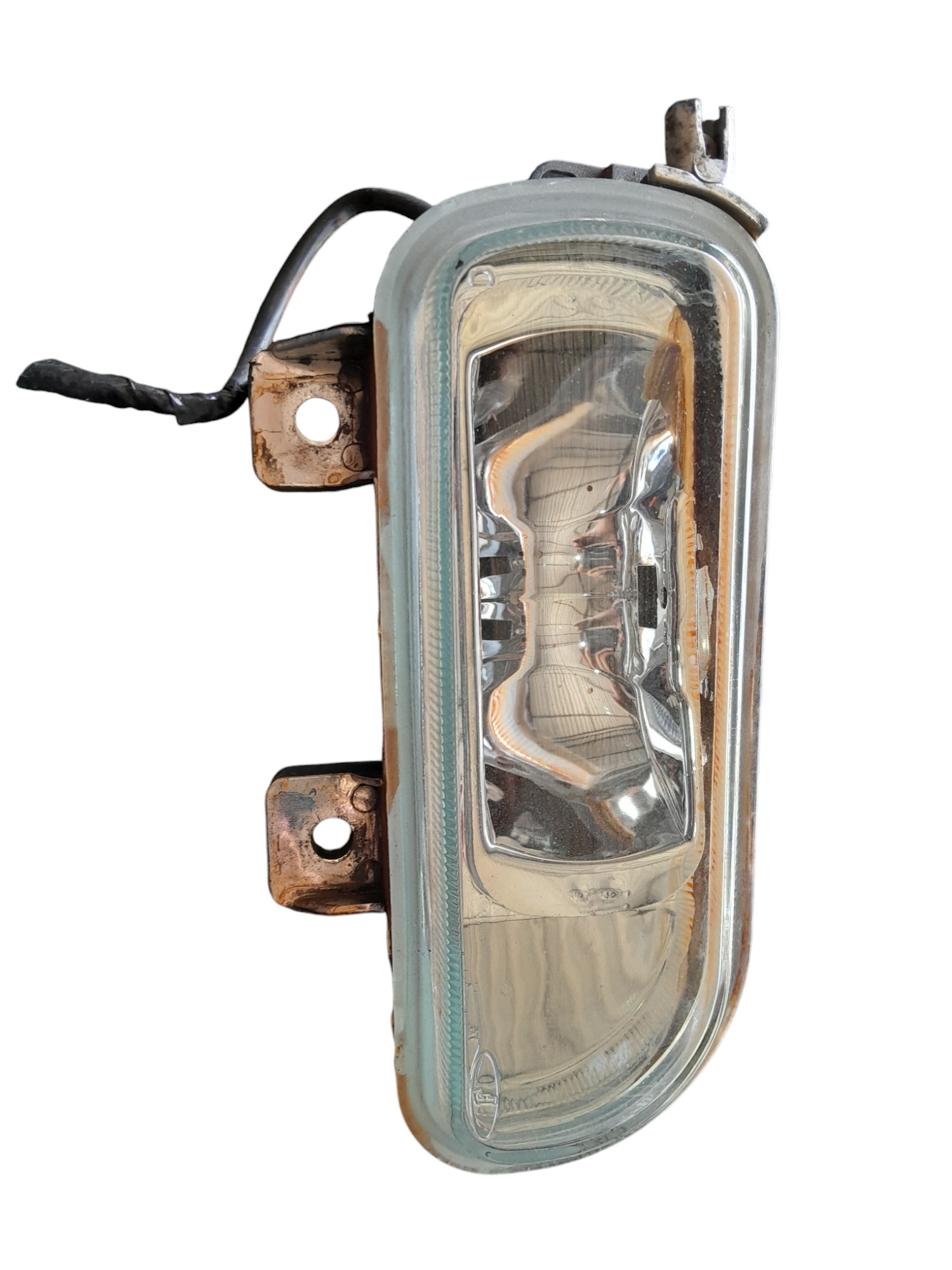 Farol Auxiliar Milha Mercedes Benz Axor – 9408200156 3