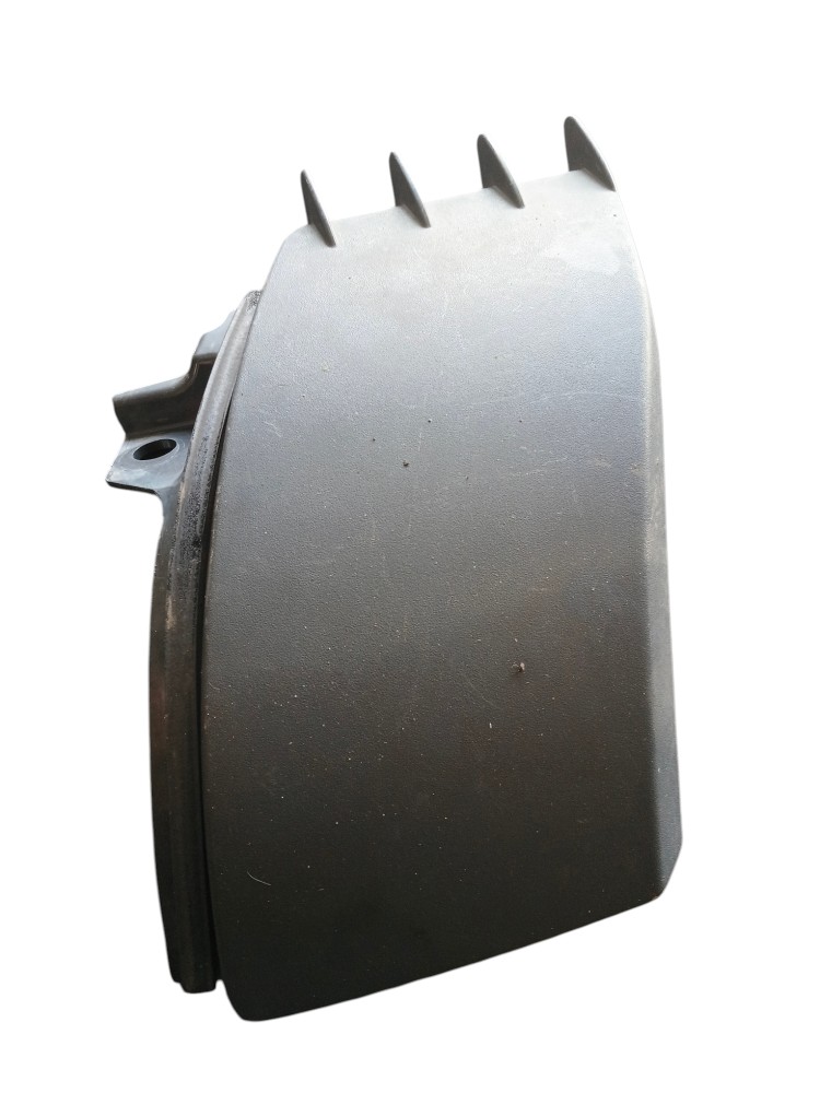 ACABAMENTO LATERAL LD PARABRISA ORIGINAL VOLVO FH – 82835601
