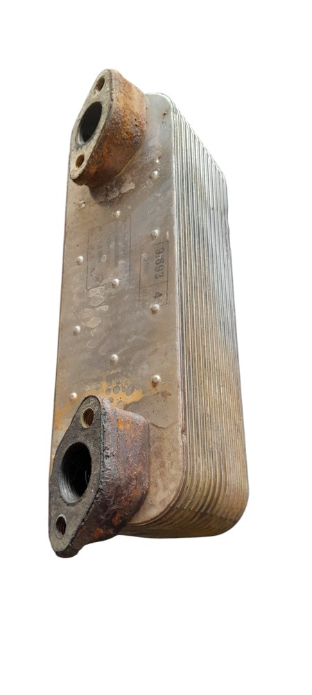 RADIADOR DE ÓLEO ORIGINAL MERCEDES AXOR ACTROS – A0021888001 2