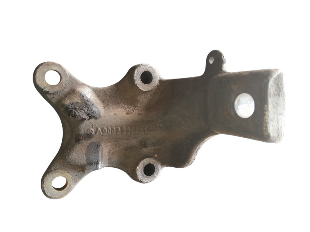 Suporte Fixação Motor Le Mercedes Benz – A9062230401 2