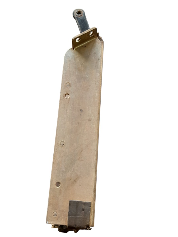 Suporte Limitador Porta Original Vw Constellation-2r2837250a 2