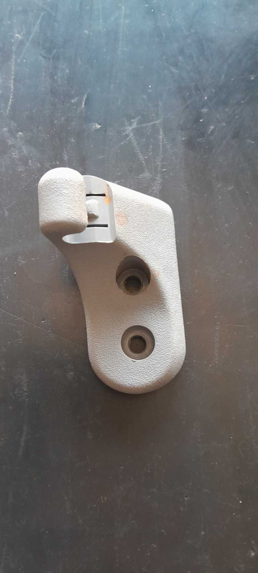 SUPORTE DO QUEBRA SOL INTERNO ORIGINAL PARA CAMINHÕES