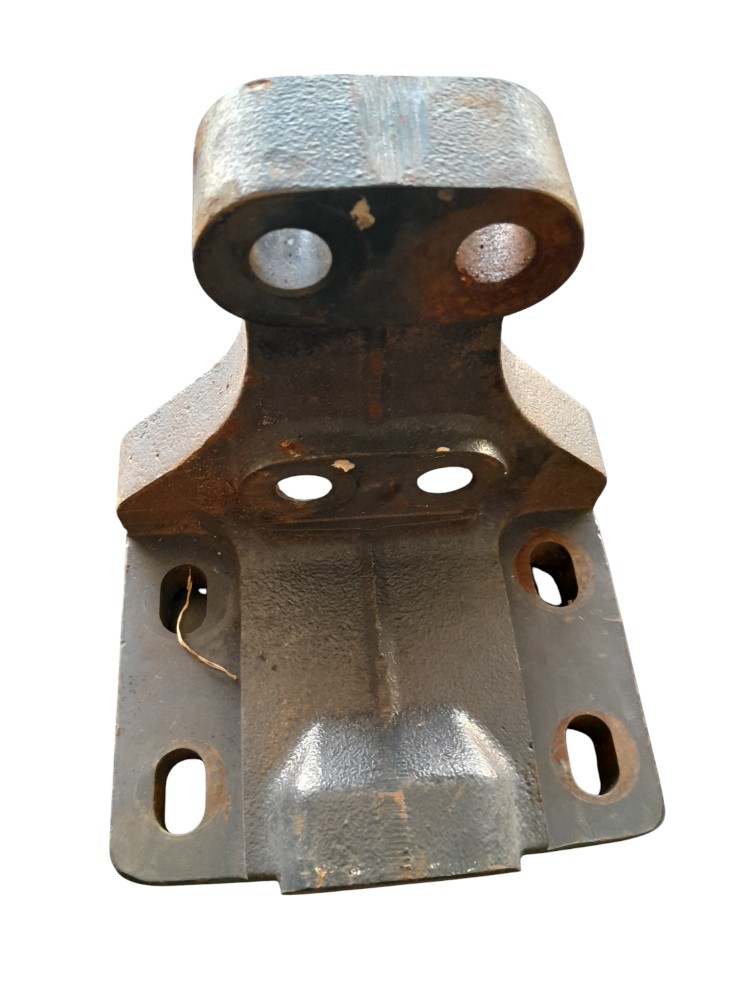 Suporte Fixação Cabine Chassis Iveco Stralis – 504002464 2