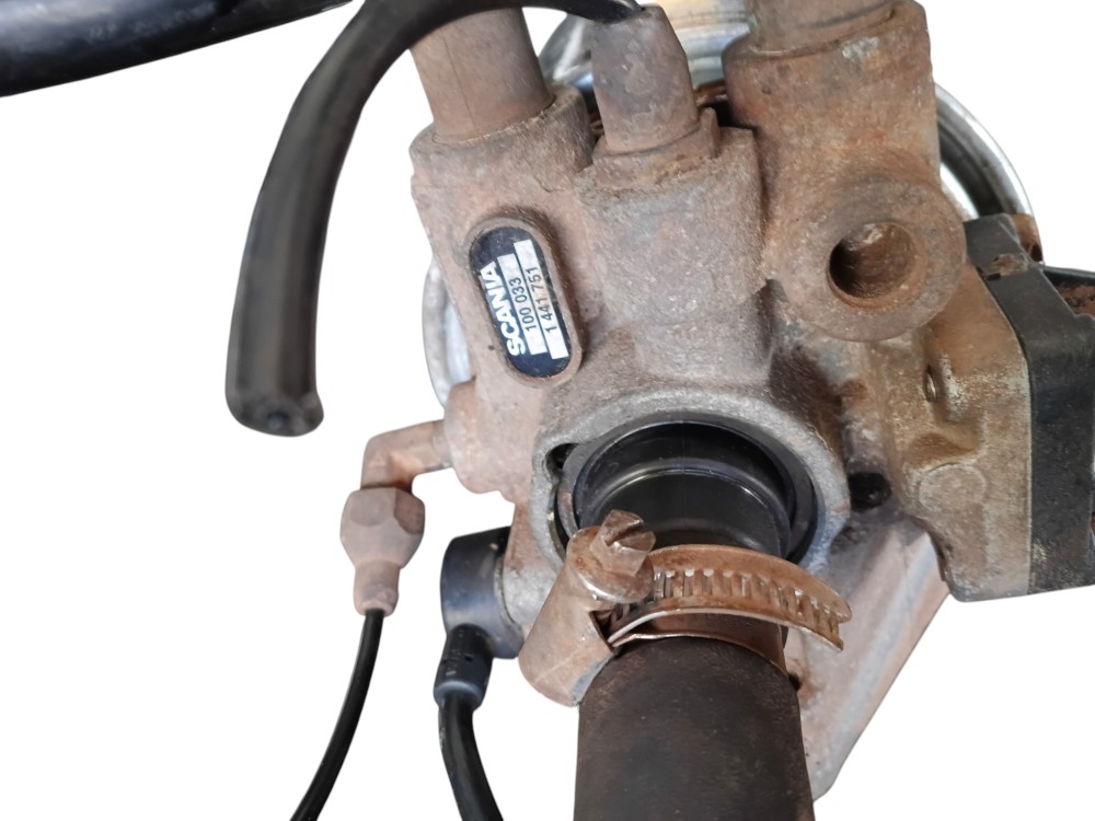 VÁLVULA FILTRO SECADOR APU ORIGINAL SCANIA S4 124 – 1441751 5