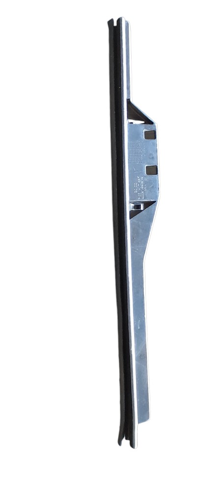 Guia Vidro Porta Original Man Tgx Meteor – 81626516008 3