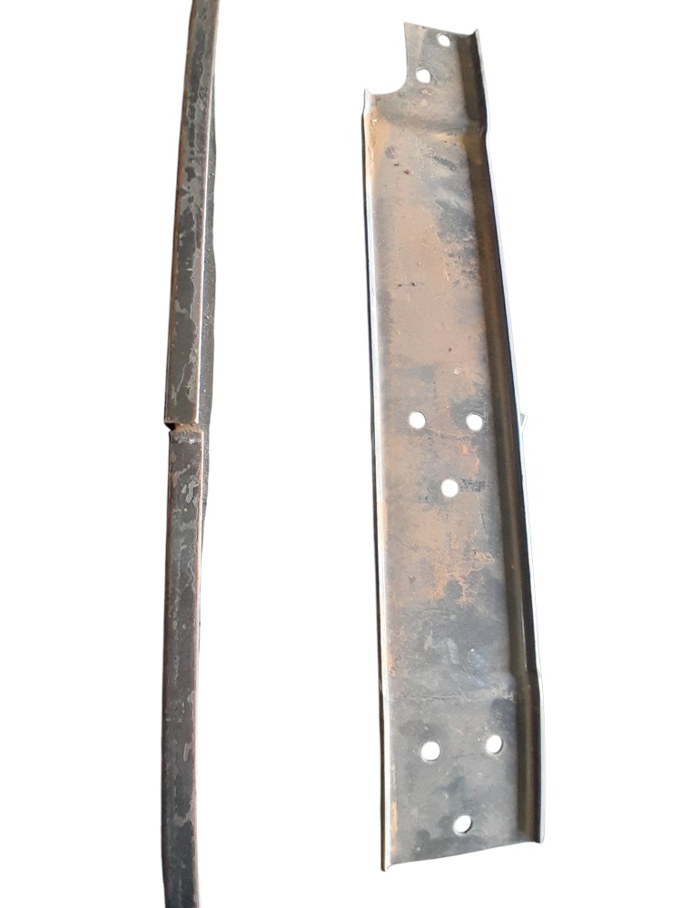 Chapa Suporte Traseiro Cabine Vw Constellation Le-2s2861221a 2