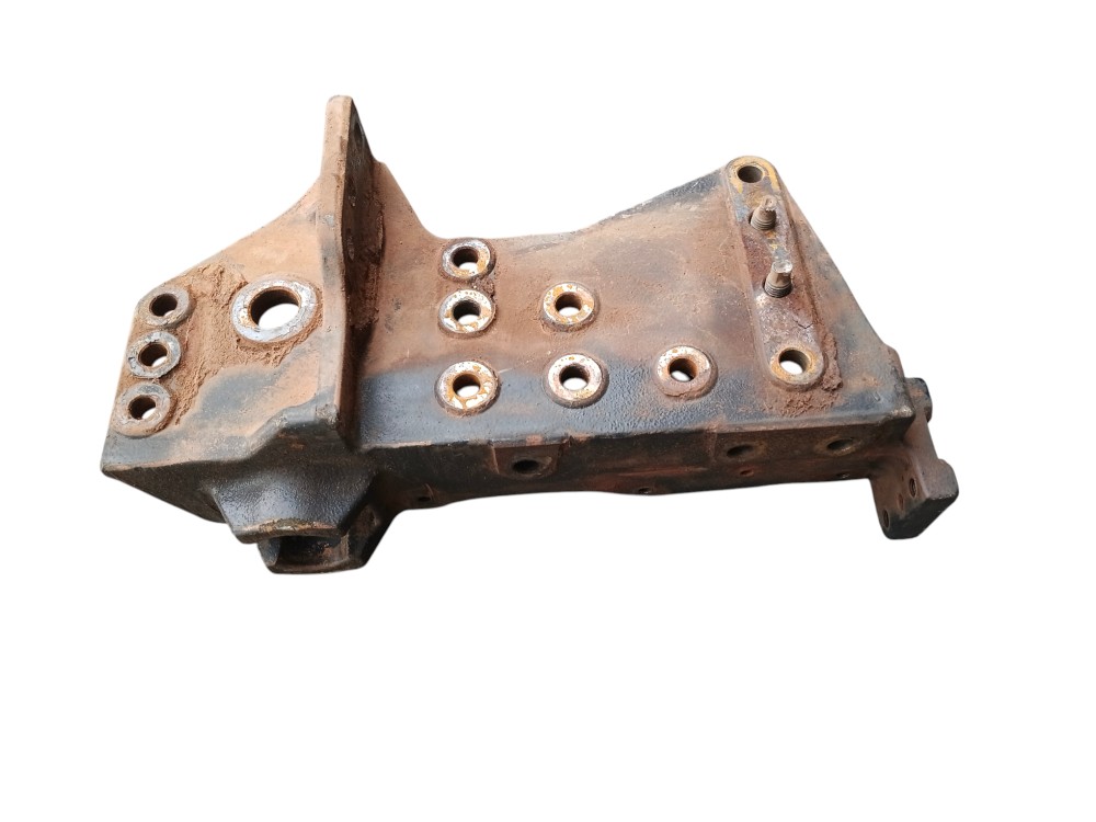 SUPORTE FRONTAL CHASSI LE ORIGINAL VOLVO FH – 20428256 2