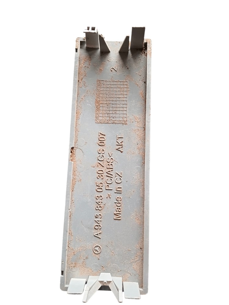 MOLDURA CAPA DO RADIO ORIGINAL MERCEDES ACTROS – A9438430530 2