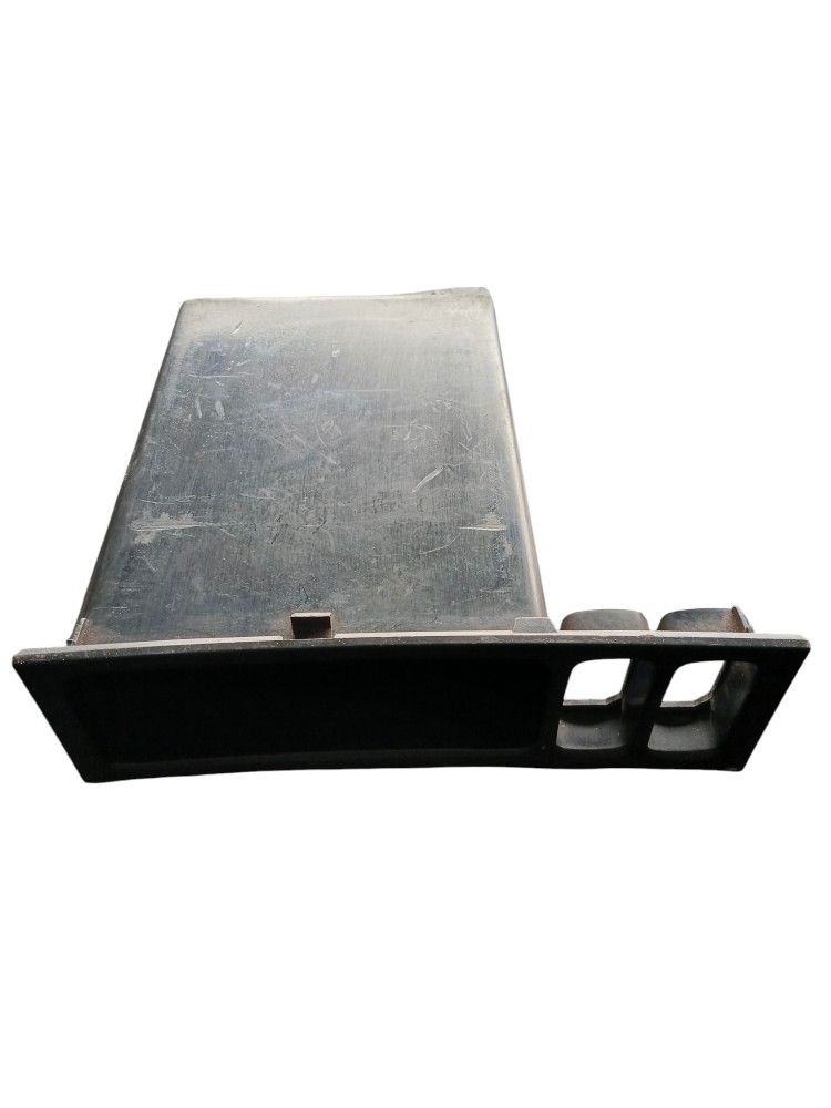 MOLDURA PORTA OBJETOS PAINEL ORIGINAL SCANIA PGR – 1507830 2