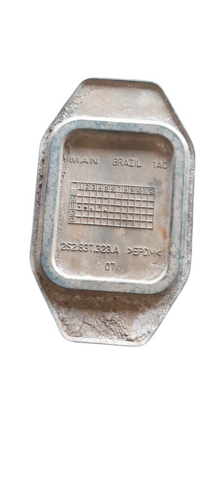 Capa Limitador Porta Original Vw Constellation – 2s2837323a 4