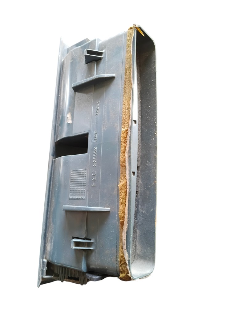 DIFUSOR DE AR CABINE ORIGINAL DAF CF – 225552