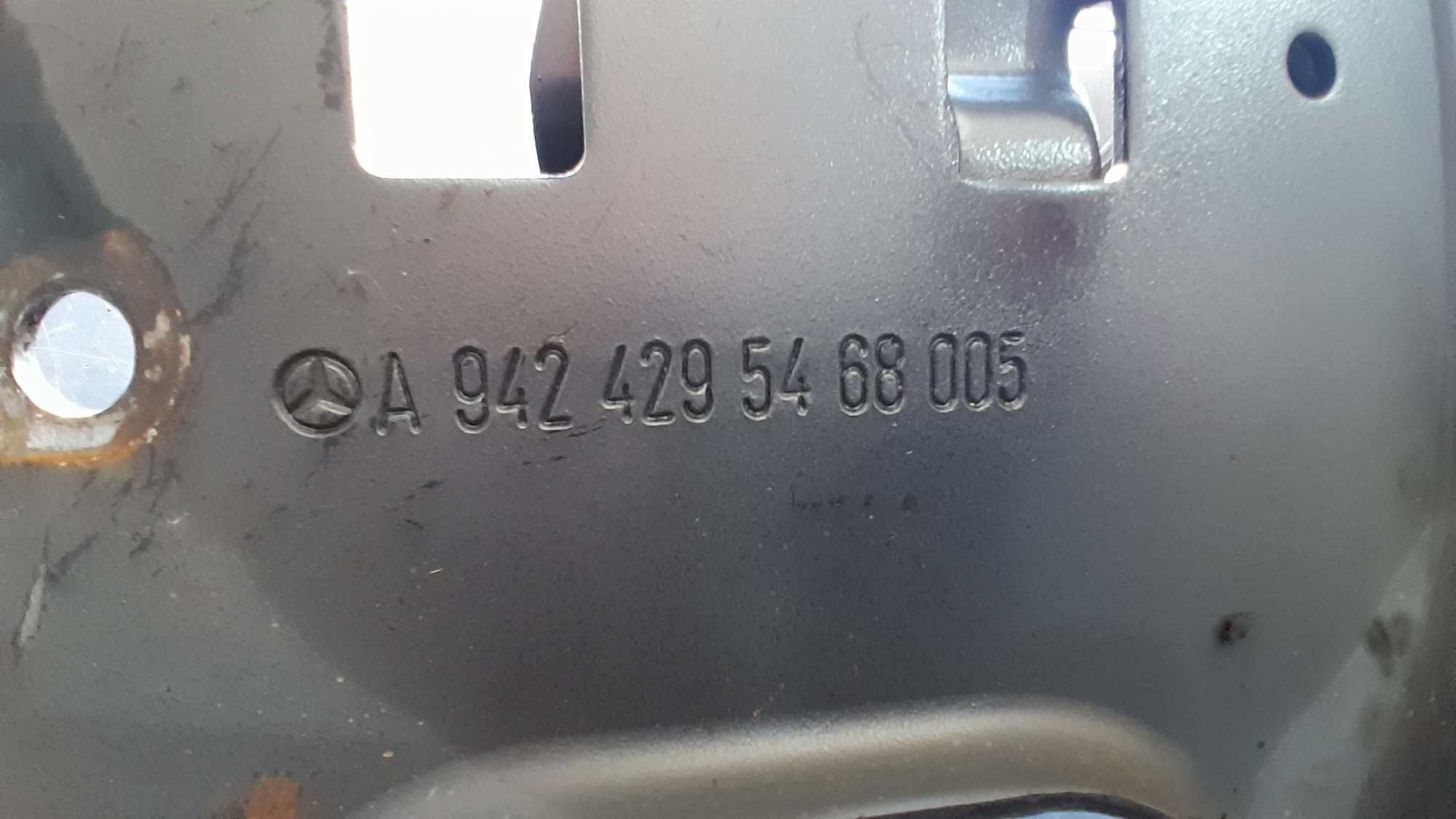 Suporte Válvula Apu Mercedes Benz Actros  A9424295468 3