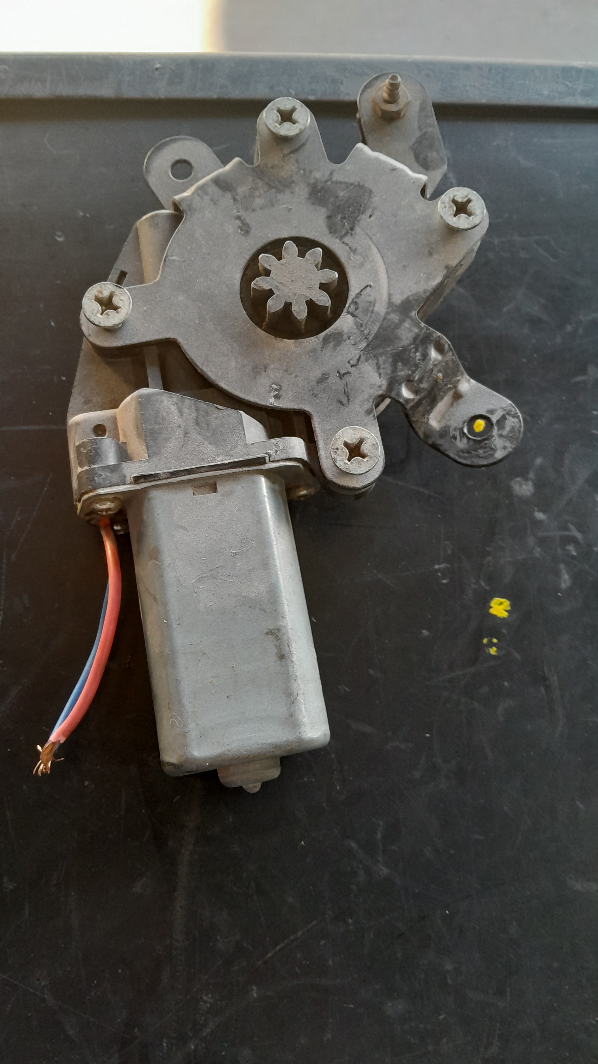 MÁQUINA LIMPADOR PARABRISA 2