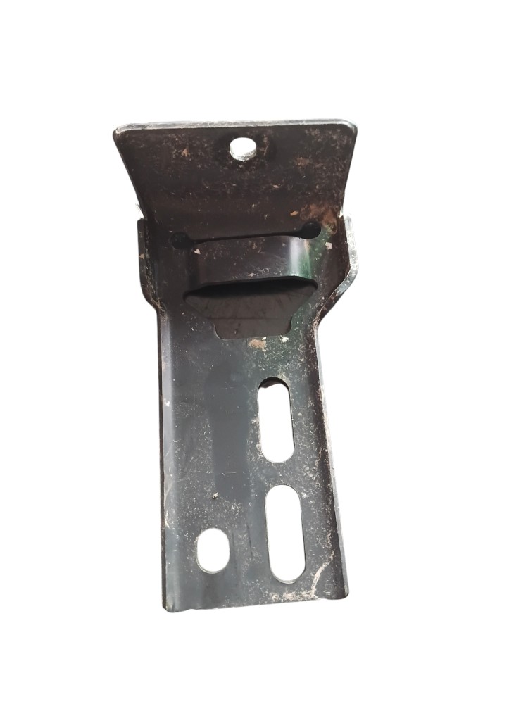 SUPORTE CANTONEIRA FIXAÇÃO INTERNO ORIGINAL DAF XF – 1865008 3