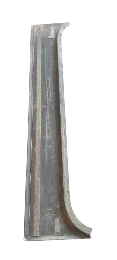 Moldura Da Janela Lado Direito Original Man Tgx -81616102106