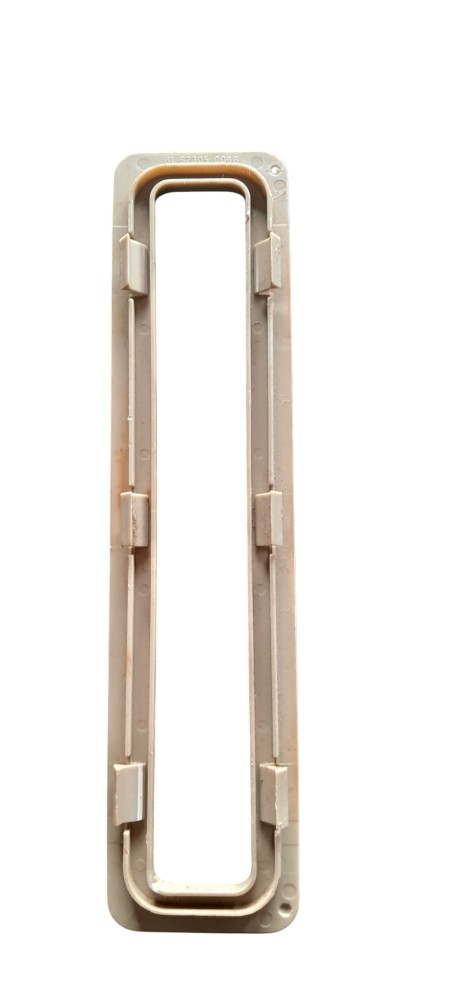 MOLDURA INTERNA PAINEL ORIGINAL MAN TGX – 81623050066