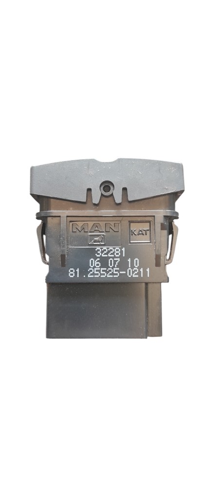 BOTÃO INTERRUPTOR LUZ INTERNA ORIGINAL MAN TGX – 81255250211