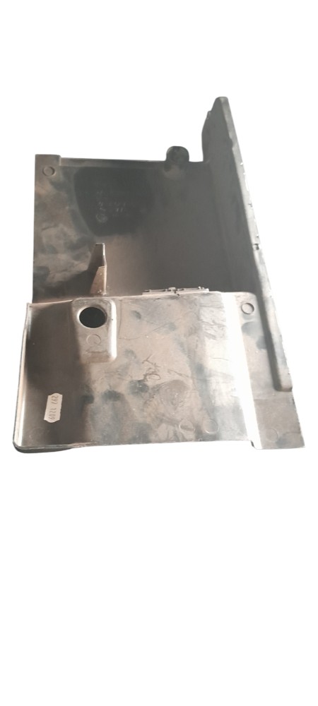 ACABAMENTO PAINEL FRONTAL ORIGINAL MAN TGX – 81625710057 3