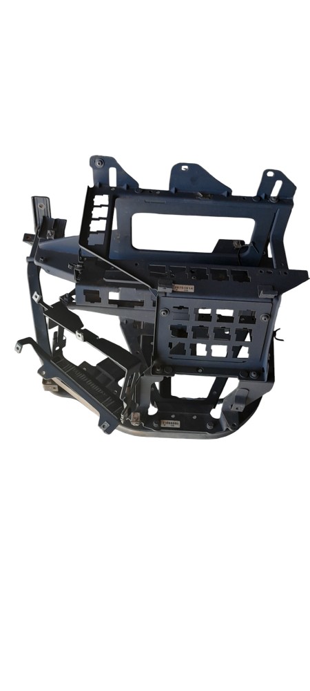 Suporte Fixação Interna Painel Volvo Fh – 1320751014 4