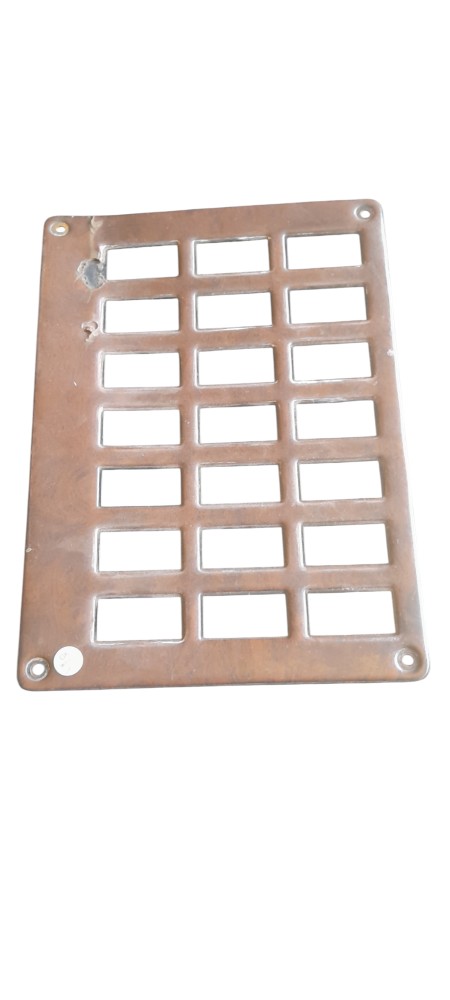 Moldura Painel Botões International 9800 6×2 – 3570345c2