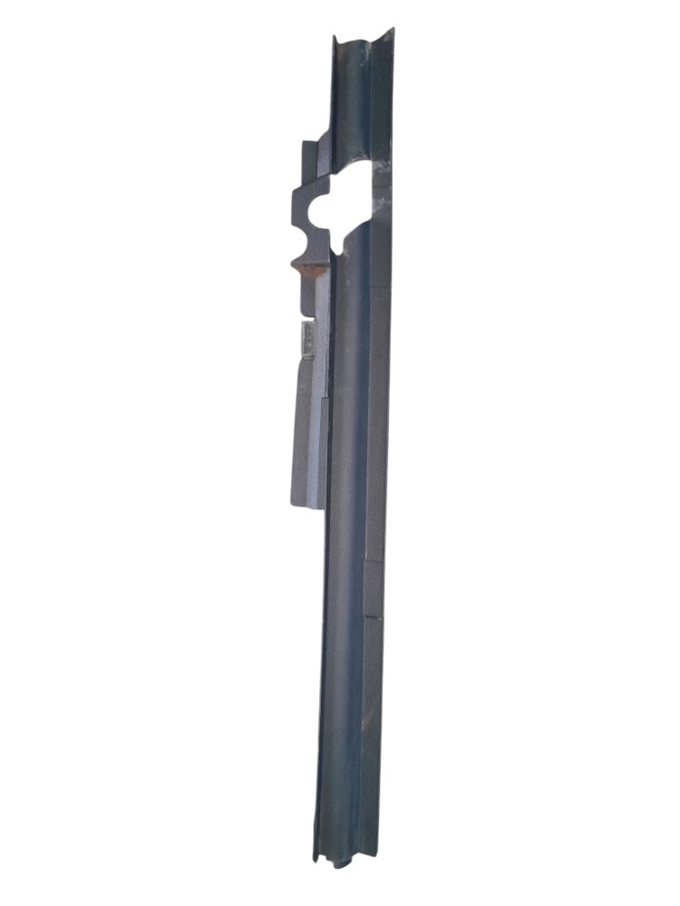 REVESTIMENTO COLUNA INFERIOR LE ORIGINAL MERCEDES-9406920001