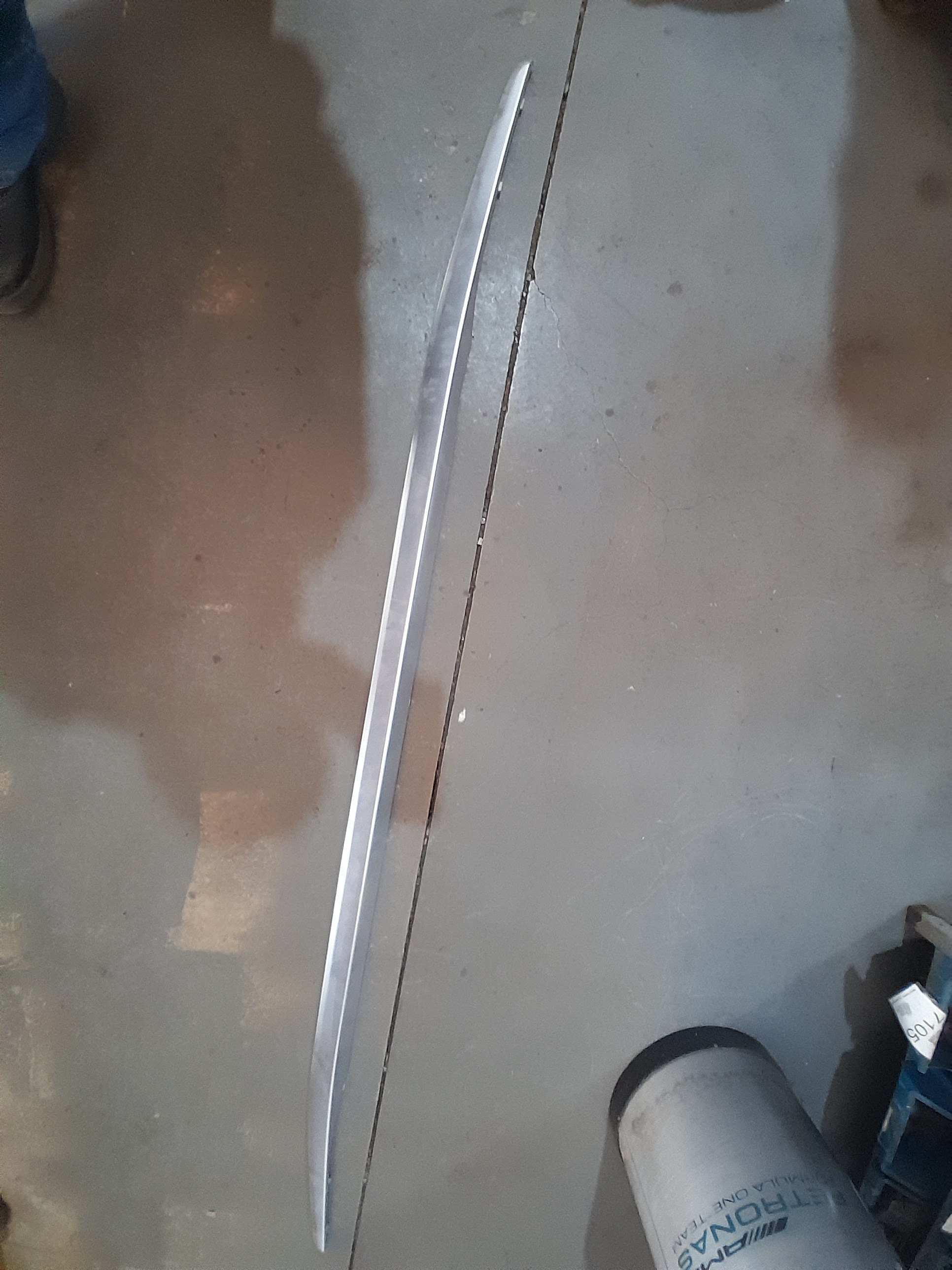FRISO INFERIOR GRADE FRONTAL SUPERIOR VOLVO FH – 21089175 2