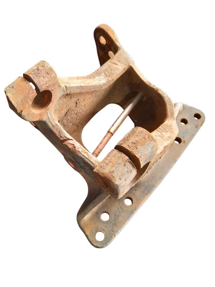 Suporte Mola Dianteiro Ld Volvo Fh Original – 1629504 2