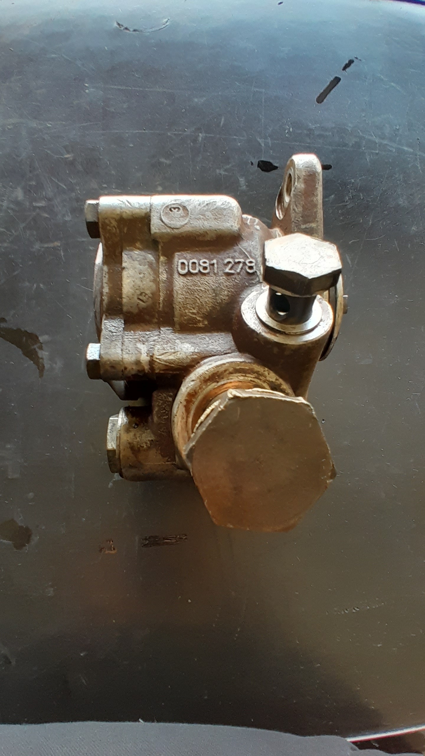 BOMBA DIREÇÃO HIDRÁULICA MB ACCELO / CUMMINS – 0081278 3