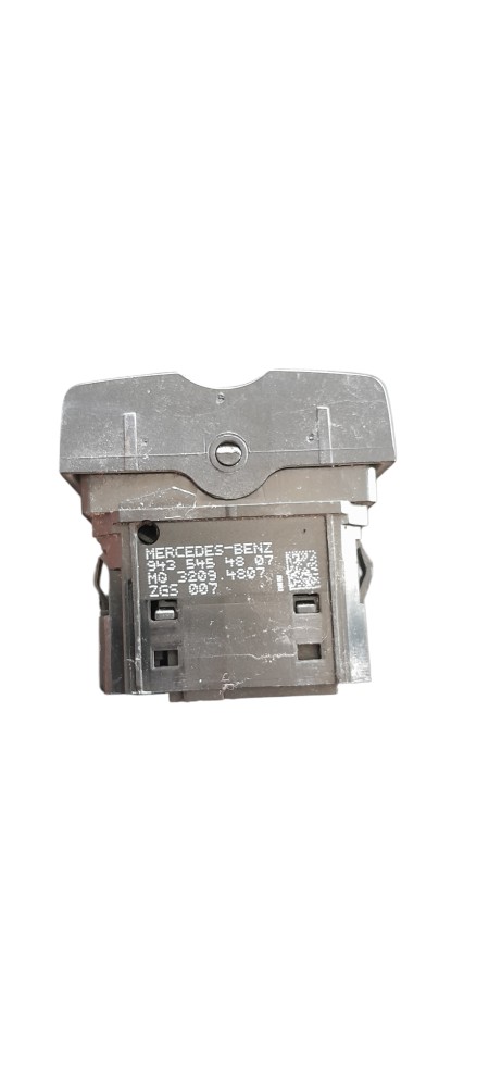 BOTÃO INTERRUPTOR RADIO ORIGINAL MERCEDES – 9435454807 2