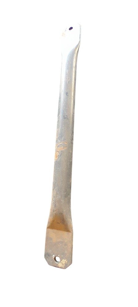 Suporte De Reforço Paralama Dianteiro Original Mercedes Axor 2