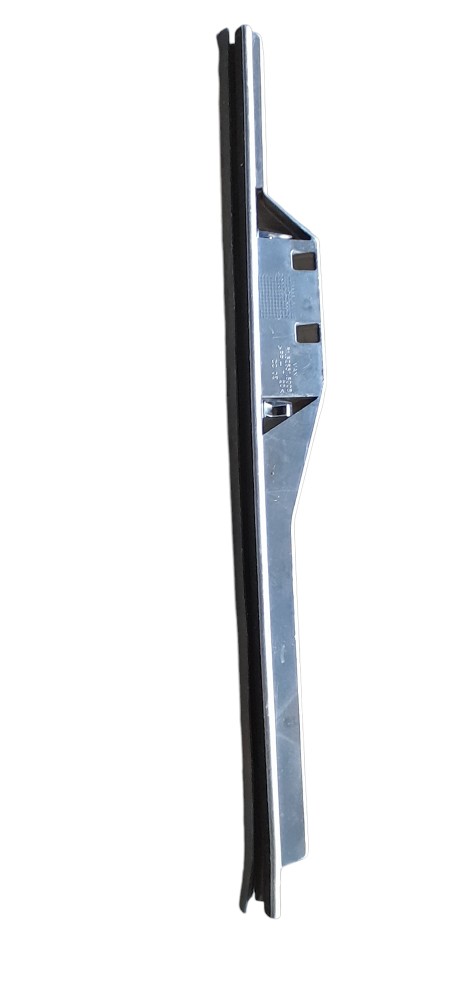 Guia Vidro Porta Original Man Tgx Meteor – 81626516008 4