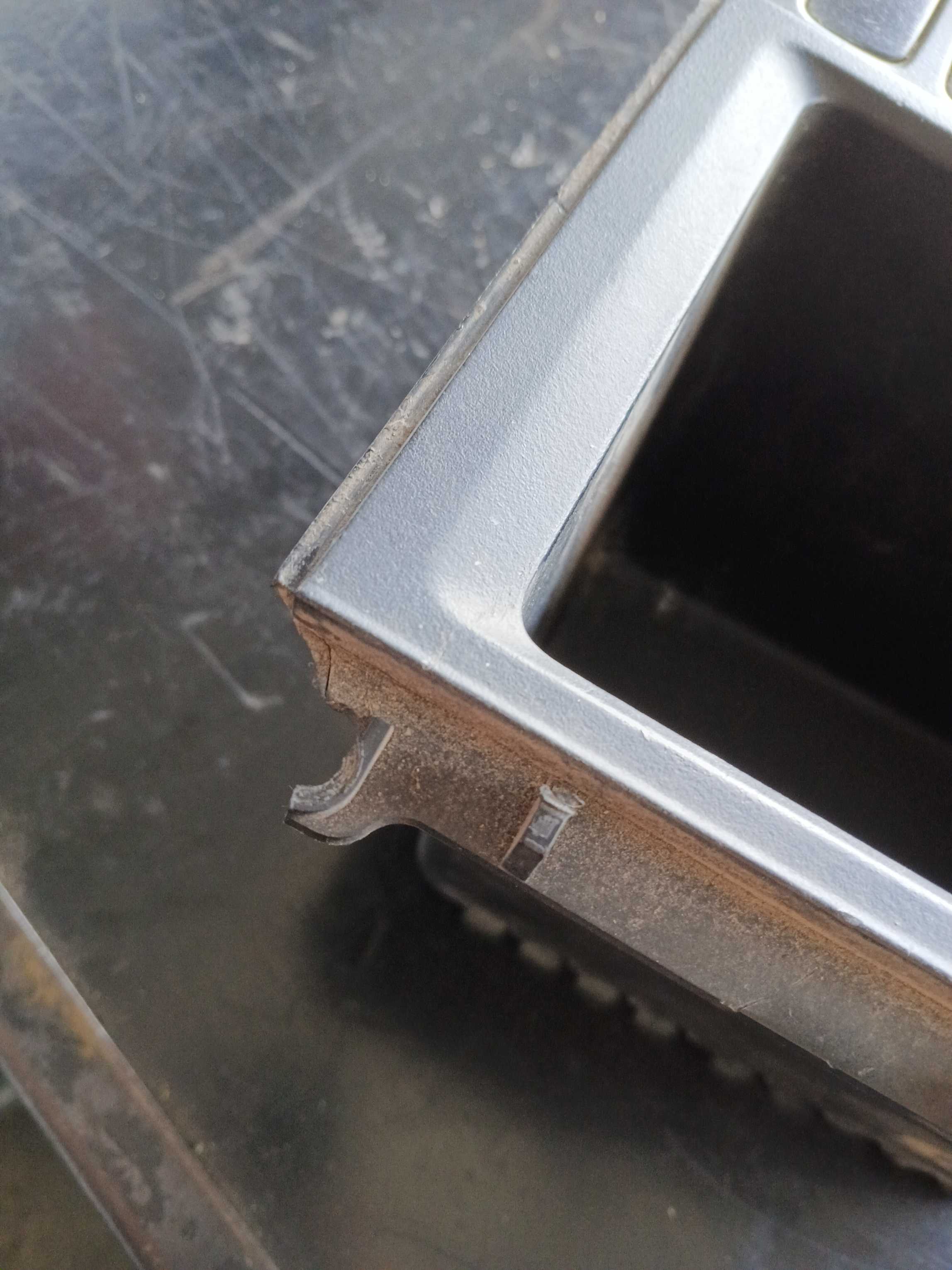 PORTA OBJETOS PAINEL ORIGINAL SCANIA R440 – 1853567